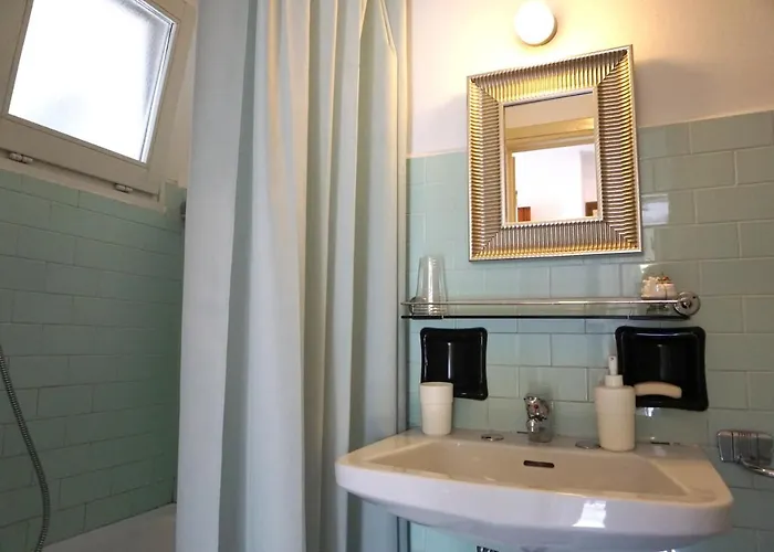 With Garden And Private Parking Apartamento